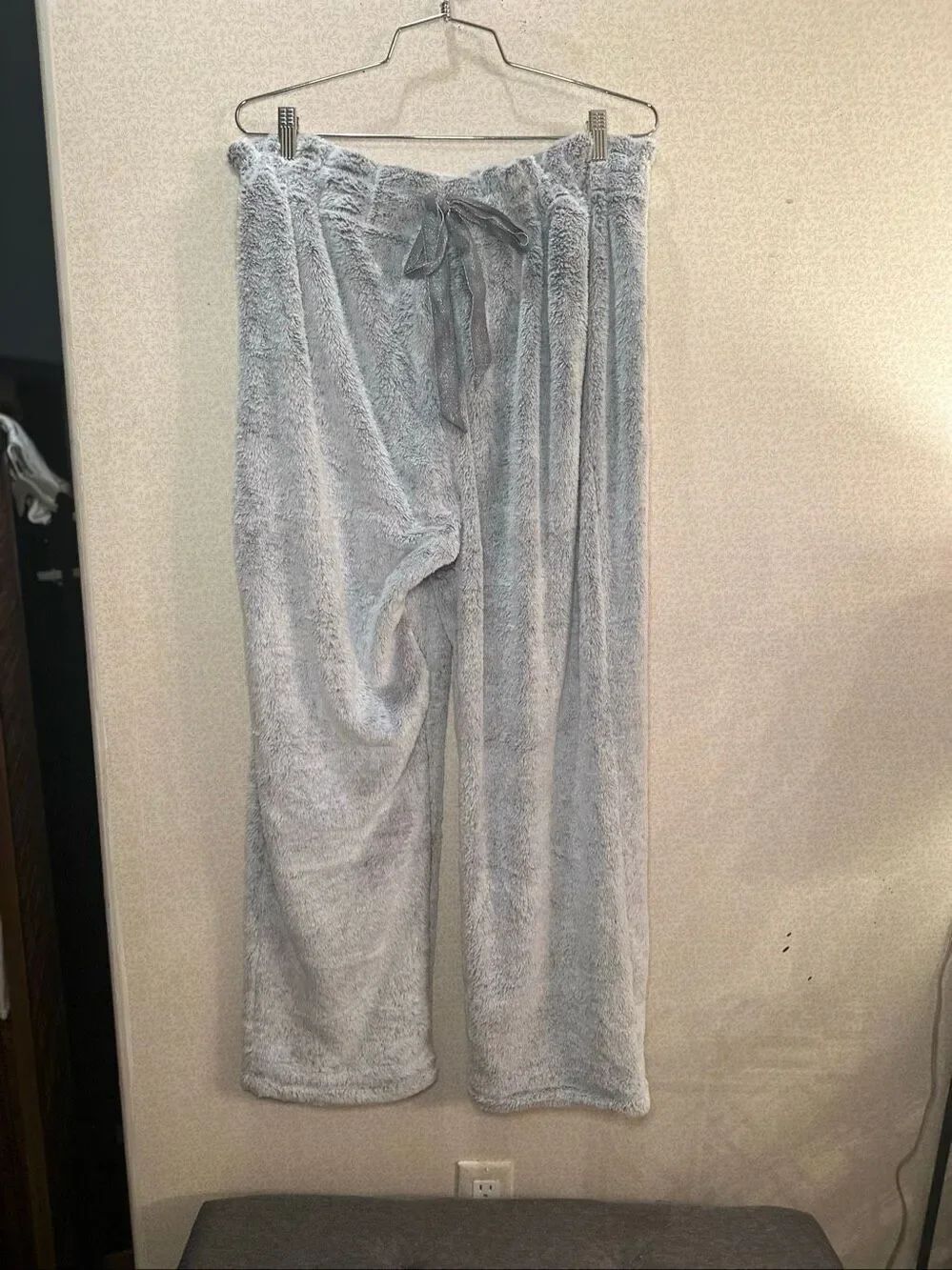 NWOT Denver Hayes sleep/lounge pants
